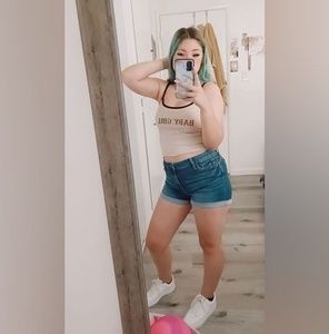 Meet your Posher, Jasmine